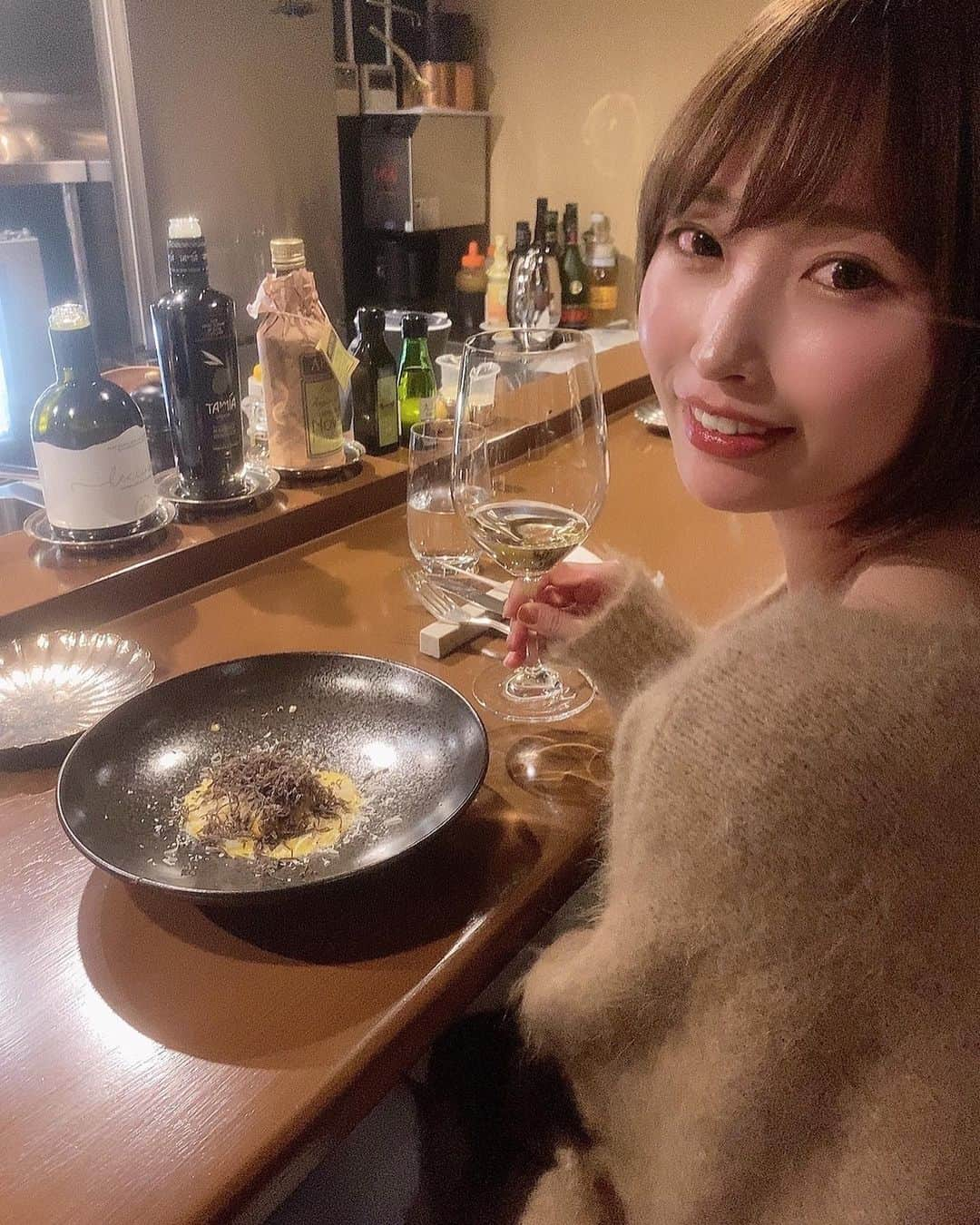 島田玲奈さんのインスタグラム写真 - (島田玲奈Instagram)「. 広島 八丁堀にあるイタリアン『NICON』🍴🤍 . とーーーーっても美味しかった、思い出しても感動する🥺 . 2021年はお仕事でたくさん広島へ行ったんですけど、素敵なお店が限りなくある…！！！！🤤 . 今年もどんどん開拓したい✨👊 . 広島の美味しいお店、結構詳しくなってきたので、もしお店探しする際は聞いてください🐷💓(笑) . #広島グルメ #八丁堀グルメ #nicon #イタリアン」1月17日 23時34分 - smd_rn321