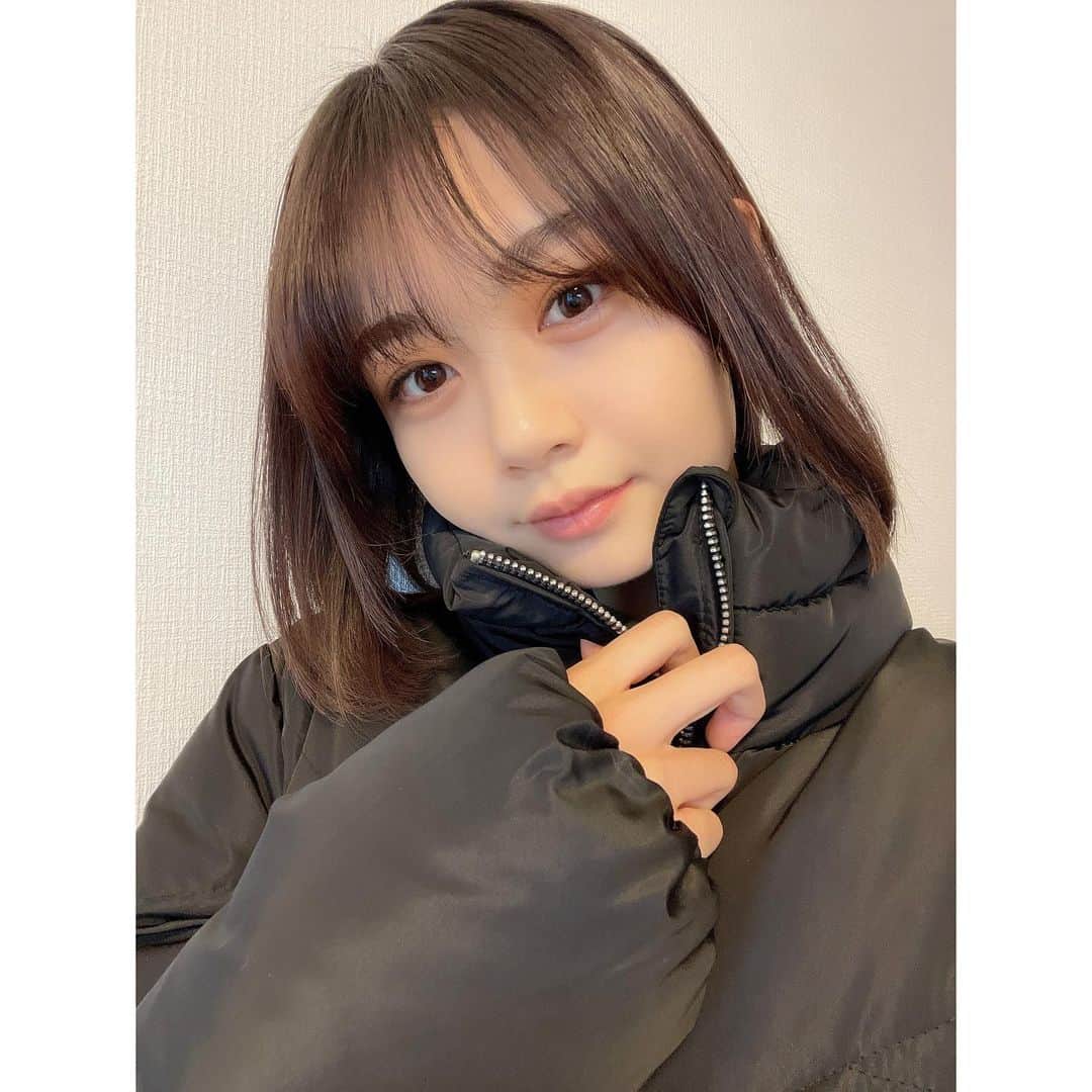 安村真奈さんのインスタグラム写真 - (安村真奈Instagram)「ナチュラル☺︎  最近はまつ毛をしっかり上げることを意識しています👀 エテュセのマスカラ下地だけをささっと塗って終わりです！ ナチュラルに長さが出るのでおすすめだよ♡  #安村真奈 #ナチュラルメイク #マスカラ #マスカラ下地 #エテュセ」1月20日 20時35分 - yasumura_mana