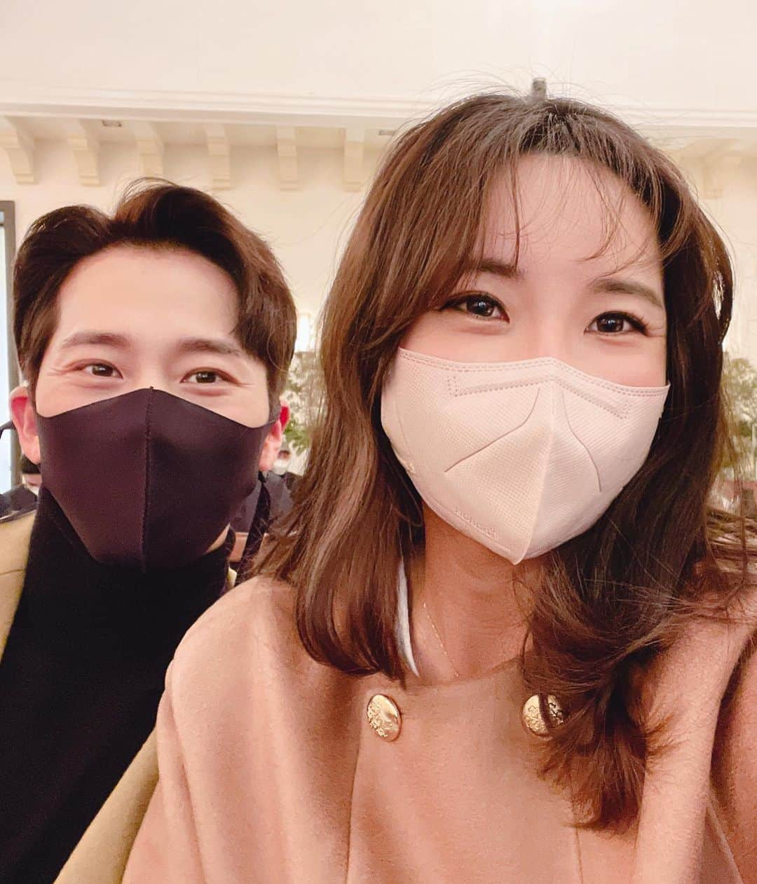 イ・ボミさんのインスタグラム写真 - (イ・ボミInstagram)「- 오빠 따라 입고 성수오빠 결혼식에❣️ #버튼서울코트」1月24日 21時17分 - bomee.lee