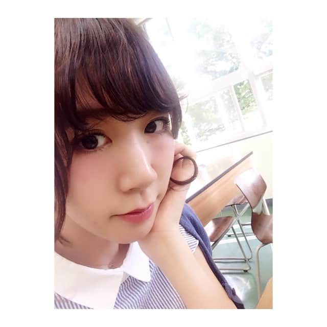 斉藤マリナ(さいまり) さんのインスタグラム写真 - (斉藤マリナ(さいまり) Instagram)「大学で自撮り #緊張の一瞬 #教室誰もいない #アラサー #me #selfie #モデル 兼 #編アシ #今年からまた学生 #がんばる #evelyn #さいまり」5月21日 16時40分 - saitoh_marina