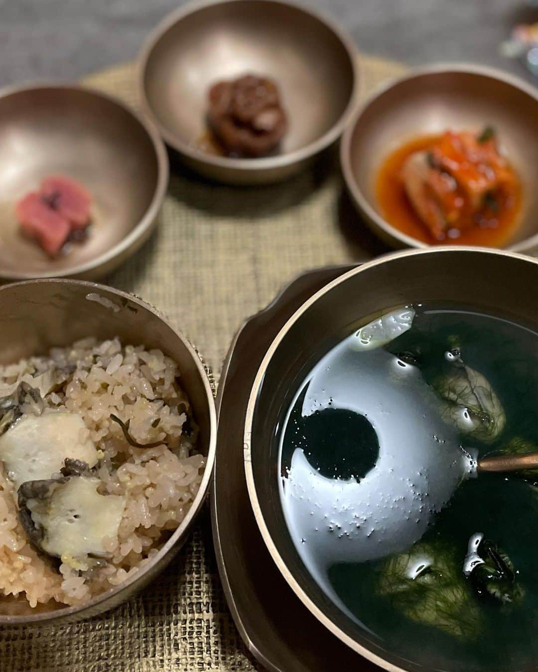 イ・ボミさんのインスタグラム写真 - (イ・ボミInstagram)「- 분위기✨ 맛과 멋 모두 최고👍  #워커힐명월관별채 #오마카세」2月1日 13時47分 - bomee.lee