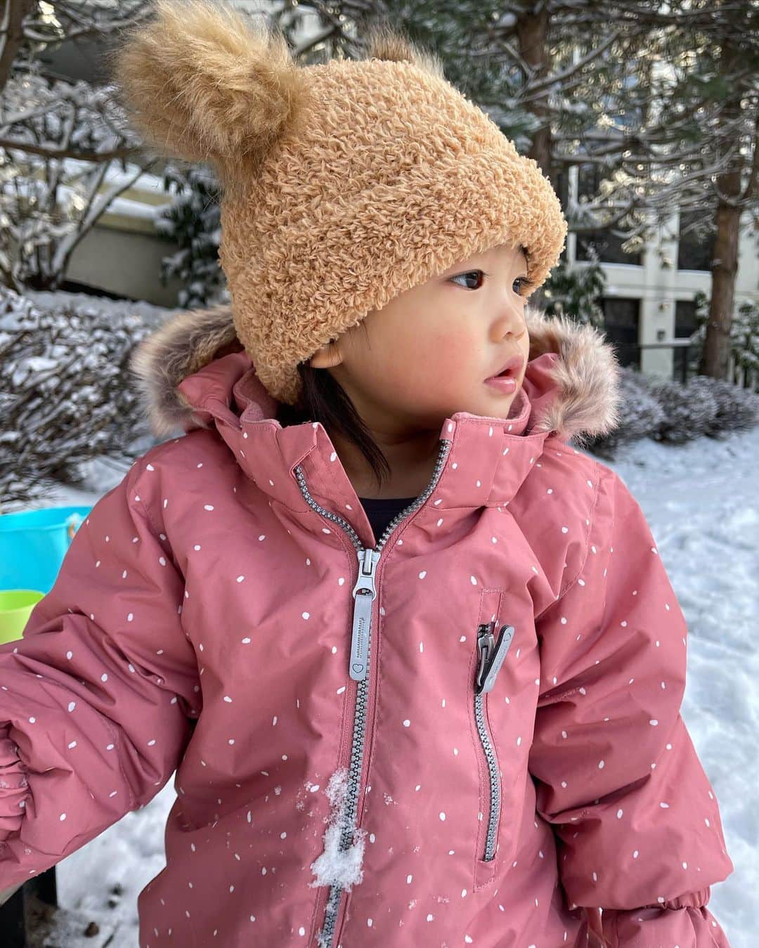 MayaTさんのインスタグラム写真 - (MayaTInstagram)「Happy 2nd birthday to this little human❤️  I’m one lucky mama to have a daughter like you, cutie! Your smiles and laughs are my fuel to keep me going everyday.   I've lived in Canada for over 10 years but raising a child oversea has been a challenge for so many reasons. There’s some times that I get frustrated or/and emotional. Some days are easier than the others. What I know is that I must enjoy every moment with you. You’re growing way too fast❤️🥲 Can’t wait to make more memories and watch you grow!   Love you so so much🥰」2月2日 5時44分 - mayat_official