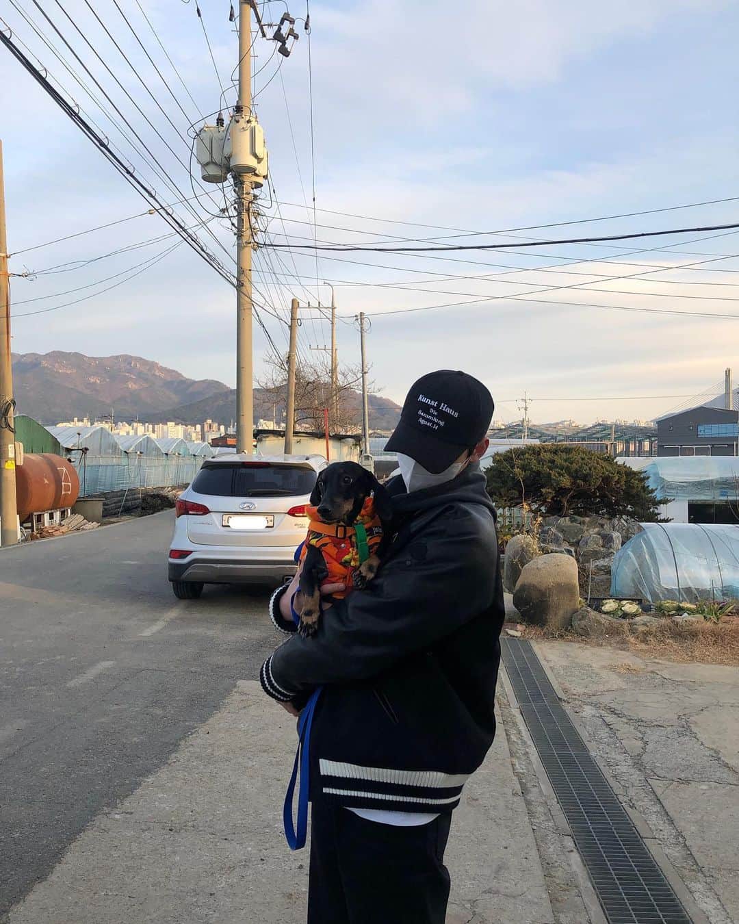 ミンヒョン さんのインスタグラム写真 - (ミンヒョン Instagram)「🤎」2月2日 18時00分 - optimushwang