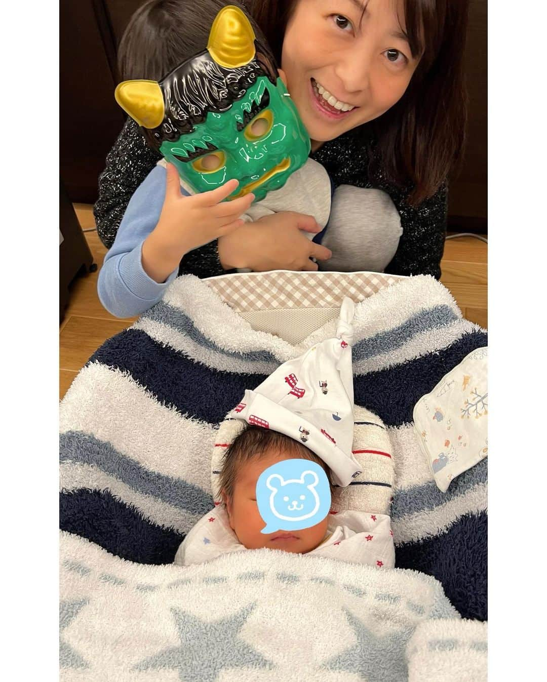 森麻季さんのインスタグラム写真 - (森麻季Instagram)「節分👹  焼肉ロールの恵方巻き🍙  生後２週間が経過しました あと新生児の時期も半分？！ 早い！  長男よりよく飲みよく寝るベビー 夜は時計かというくらい、 ぴったり3時間おきに起きてます 長男の時には失敗したネントレ 今回はやってみようかな  #新生児 #0ヶ月 #3歳 #3歳8ヶ月 #男の子ママ #育児 #子育て #節分」2月3日 21時43分 - maki.mori_m