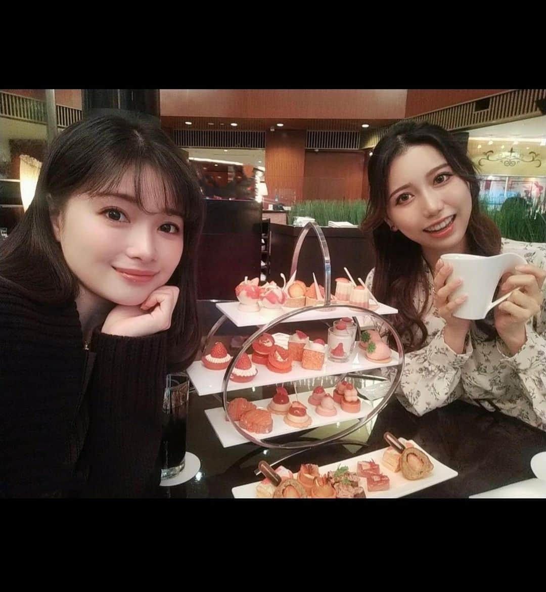 早田悠里子さんのインスタグラム写真 - (早田悠里子Instagram)「なおちゃんとミーティングがてらアフタヌーンティー🫖💓 クリニックで４月から一緒に働く女医さん👩‍⚕️💓  研修医の頃から既に美容やアートメイクを学んでいて、優しくて賢くて可愛くて、、後輩ながら凄く尊敬しています😌🌸  いつも仲良くしてくれてありがとう🥰🥰  ４月から改めてよろしくね😌💓 @joy_joy0415   #globalbeautyclinic  #anaintercontinentaltokyo  #afternoontea #foxey」2月13日 21時07分 - yurikohayata