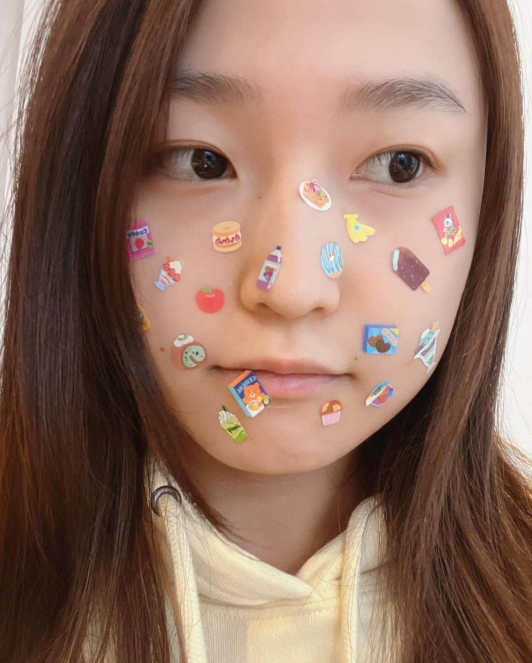 鞘師里保さんのインスタグラム写真 - (鞘師里保Instagram)「Happy Valentine’s 🤎」2月14日 16時31分 - riho_sayashi_insta