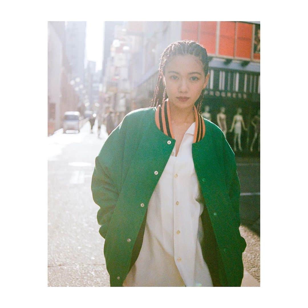 二階堂ふみさんのインスタグラム写真 - (二階堂ふみInstagram)「WACKO MARIA  SPRING / SUMMER 2022 天国東京 THE NEW ORDER Magazine / 26 @thenewordermagazine @wackomaria_guiltyparties   Photo @jirokonami  Hair @mikajambo_braids  Make Mariko Adachi」2月15日 15時48分 - fumi_nikaido