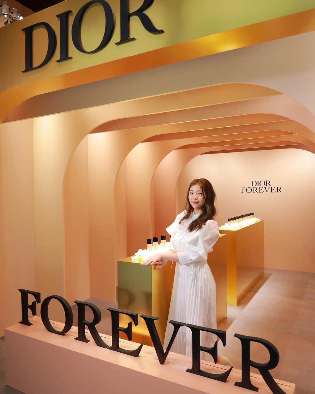 ユナさんのインスタグラム写真 - (ユナInstagram)「. @dior  . Diorskin Forever field  新商品が2/25から発売‼︎ ぜひ皆さんチェックしてみてください!!  @diorbeauty @dior #ディオールスキンフォーエヴァー #DIORFOREVER」2月18日 18時02分 - you_nd_na