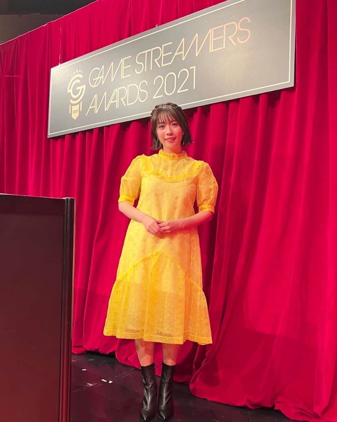 三田寺理紗さんのインスタグラム写真 - (三田寺理紗Instagram)「『GAME STREAMER AWARD2021』  衣装もアクセサリーもとってもかわいくてお気に入りでしたぁ😙👗💖✨  ●イヤリング room403_official  ●リング、イヤカフ mignonjour  ●ワンピース adelly.tokyo  #room403 #adelly #mignonjour」2月18日 21時51分 - risatan31