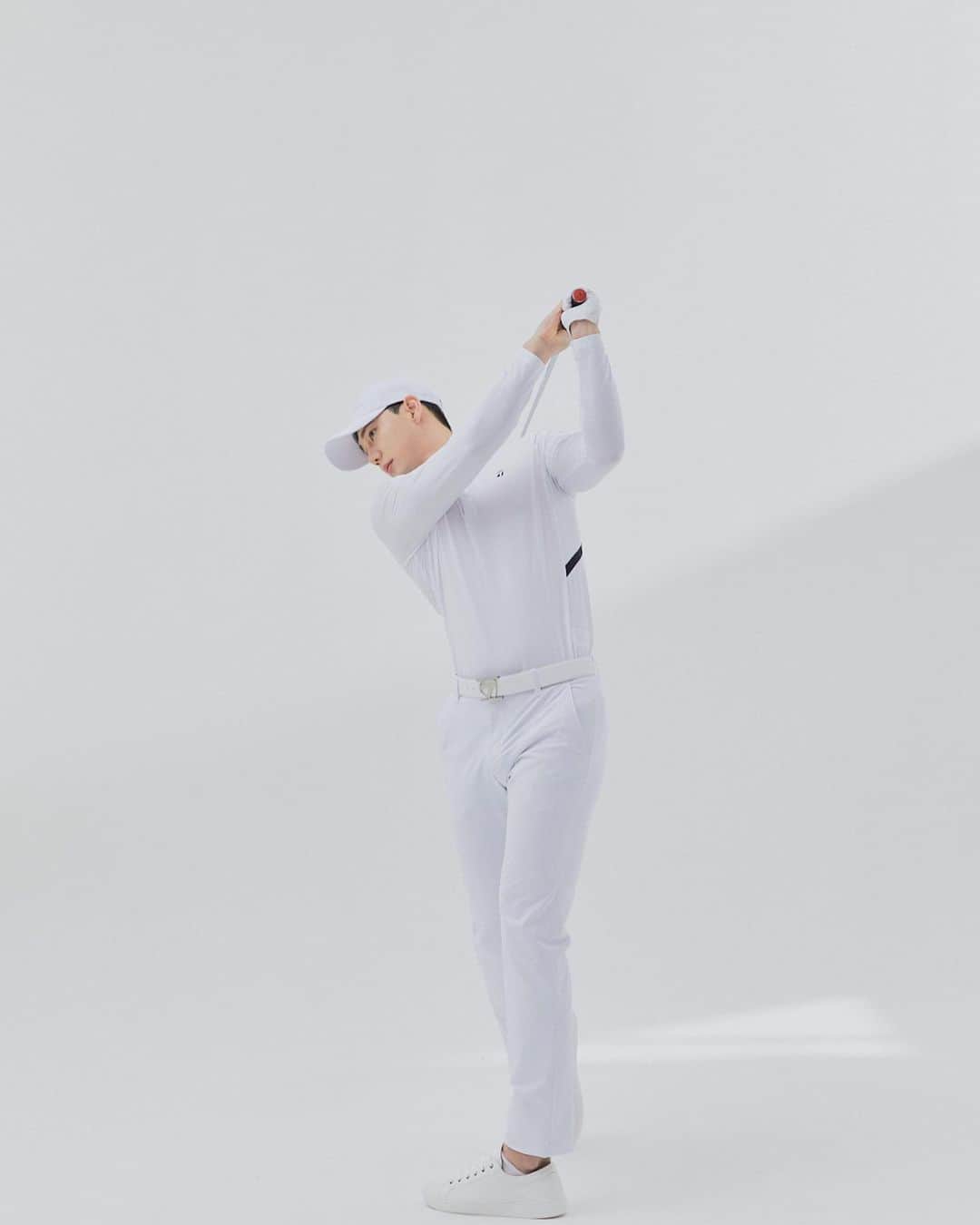 チン・ジュヒョンさんのインスタグラム写真 - (チン・ジュヒョンInstagram)「#golfswing #골프」2月23日 16時56分 - jinjuhyung_