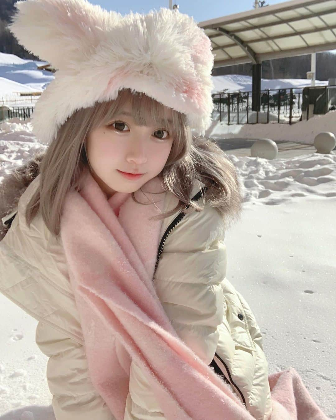 Yamiさんのインスタグラム写真 - (YamiInstagram)「来长白山啦！！🐰❄️💕」2月24日 20時18分 - real__yami