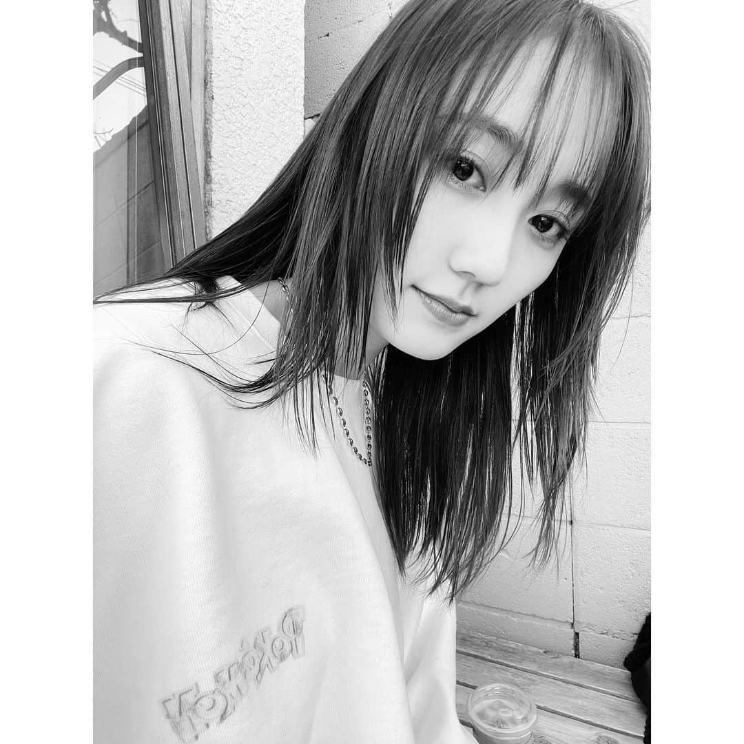 鈴木友菜さんのインスタグラム写真 - (鈴木友菜Instagram)「久々ストレートにした！」2月26日 12時57分 - yuuna_suzuki