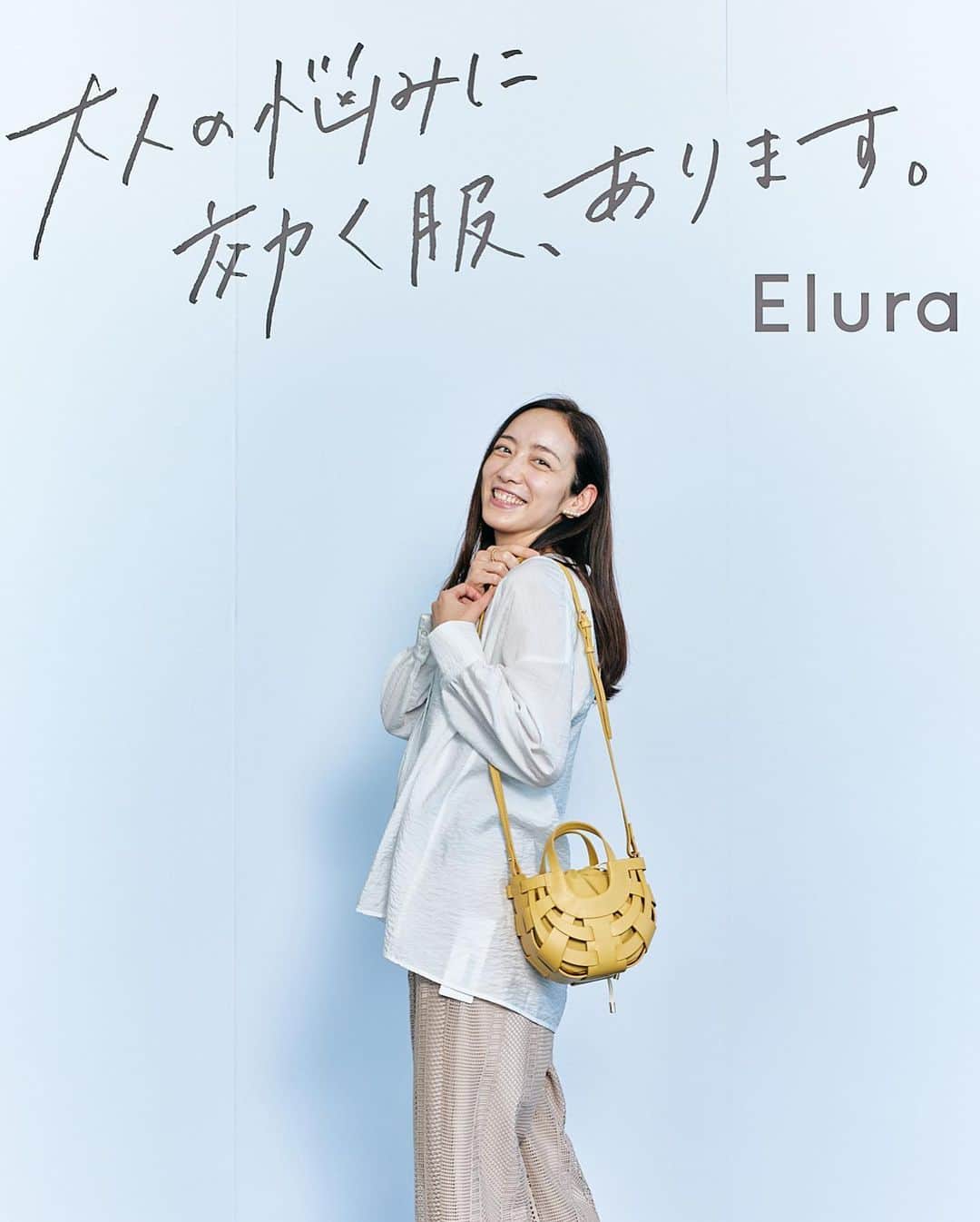 我謝レイラニさんのインスタグラム写真 - (我謝レイラニInstagram)「大人の悩みに効く服、あります。 かなり素敵なキャッチコピー♡ 気がつけば大人なのにまだ大人になりきれてない私にもめちゃくちゃ刺さる🥺笑 仕事では着ることもある色のあるお洋服も自分だとなかなか勇気が出なくて手が出せなかったんだけど‥今年は頑張ってみようかな⁎ˇ◡︎ˇ⁎ #Elura #エルーラ #展示会 素敵な写真も撮ってもらって感謝🙏🏻」2月26日 20時02分 - leila___ni