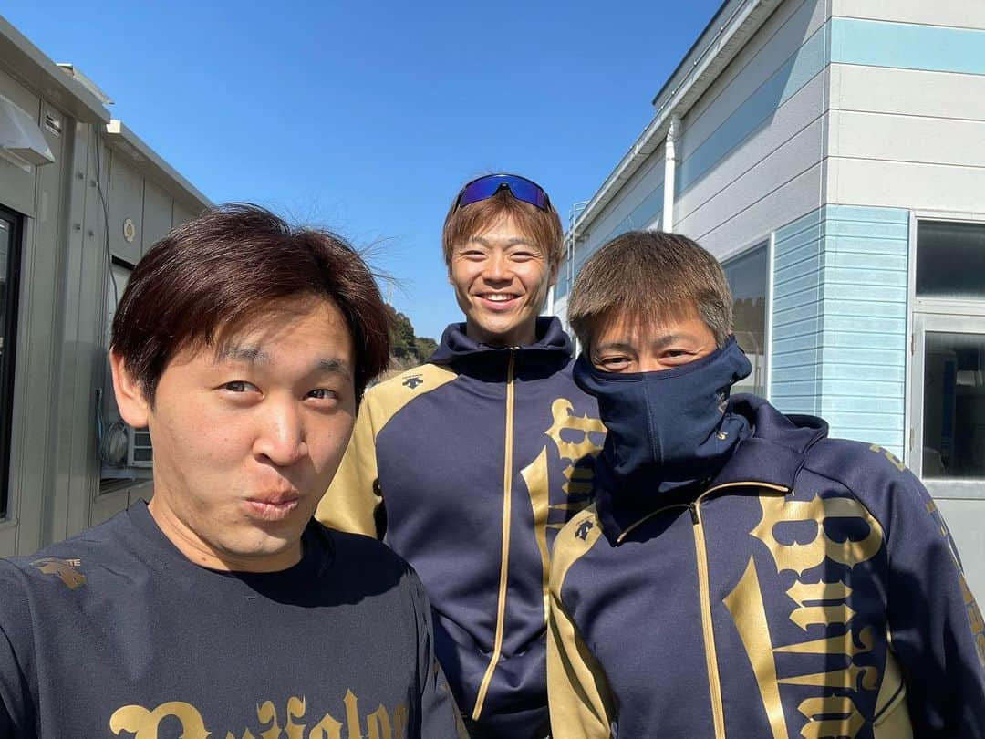 宮城大弥さんのインスタグラム写真 - (宮城大弥Instagram)「． キャンプ終了〜🥶 宮崎ありがとうございました🥸 これからも頑張るぞ😠」2月27日 20時44分 - hiroya_miyagi