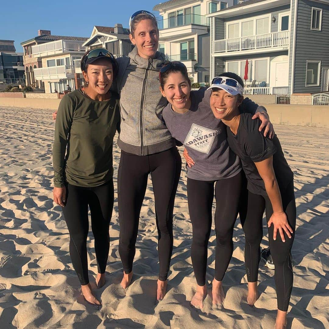 溝江明香さんのインスタグラム写真 - (溝江明香Instagram)「みんなありがとう🏐❤️🇺🇸🇨🇦🇱🇻🇯🇵 LA合宿は折り返しです🔁 全てが人生の糧になる。今に生きる！ . もう3月だー🌸 #beachvolleyball #la #japan #usa #canada #latvia #athlete #life」2月28日 11時42分 - sayakamizoe