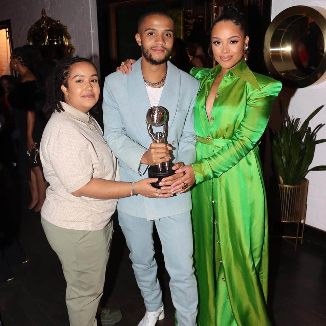 ビアンカ・ローソンさんのインスタグラム写真 - (ビアンカ・ローソンInstagram)「Congrats @queensugarown fam on our @naacpimageawards win for Outstanding drama series. We had a blast!」3月2日 8時26分 - biancajasminelawson