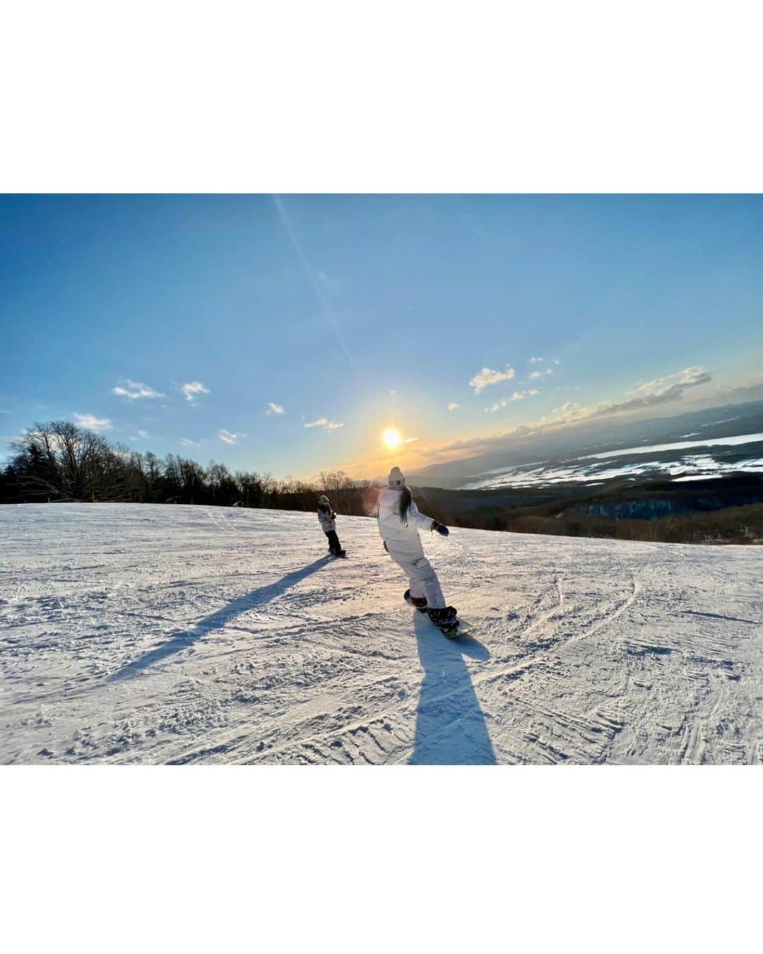 美咲あいりさんのインスタグラム写真 - (美咲あいりInstagram)「❄️ ⁡ もふもふの雪気持ち良い〜❄️❄️❄️ ⁡ ⁡ #7eスノーパーク #7e #駒ヶ岳  #雪 #もふもふ #七飯スノーパーク  #スノーボード #北海道 #函館」3月2日 14時36分 - misakiairi