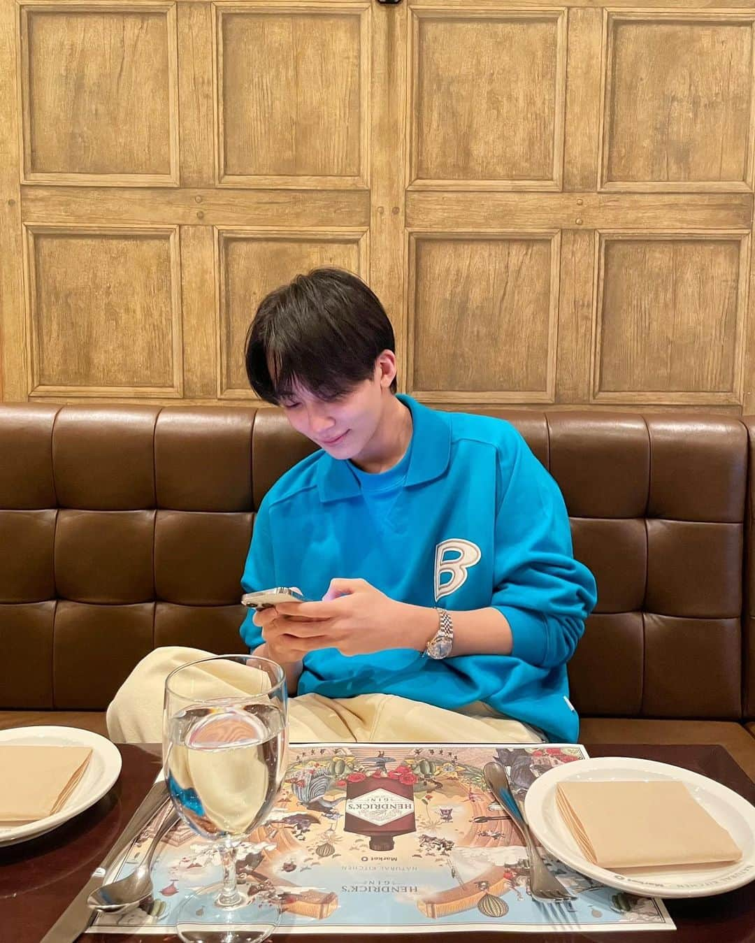 ジョンハンさんのインスタグラム写真 - (ジョンハンInstagram)「나들이💙🐬🐳💎」3月3日 19時37分 - jeonghaniyoo_n