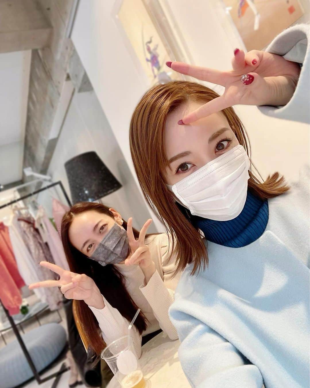 瀬戸早妃さんのインスタグラム写真 - (瀬戸早妃Instagram)「@eyecandy_omotesando   マツエクのメンテナンスDay…✨  そのあとは.よしかとお茶しました🥰💕  まつ毛が綺麗だとお出かけも楽しくなります✨ なかなかまだコロナも心配な毎日ですが 美容や友だちとのひとときのリラックス𝕋𝕚𝕞𝕖は大切にしたいです🍵*｡ﾟ  ほんの一瞬だったけど、 落ち着いたらまた会いたいなぁ💕  #eyecandy #eyecandy表参道 #マツエク #美容 #eyelashextensions」3月4日 13時52分 - plievesaki