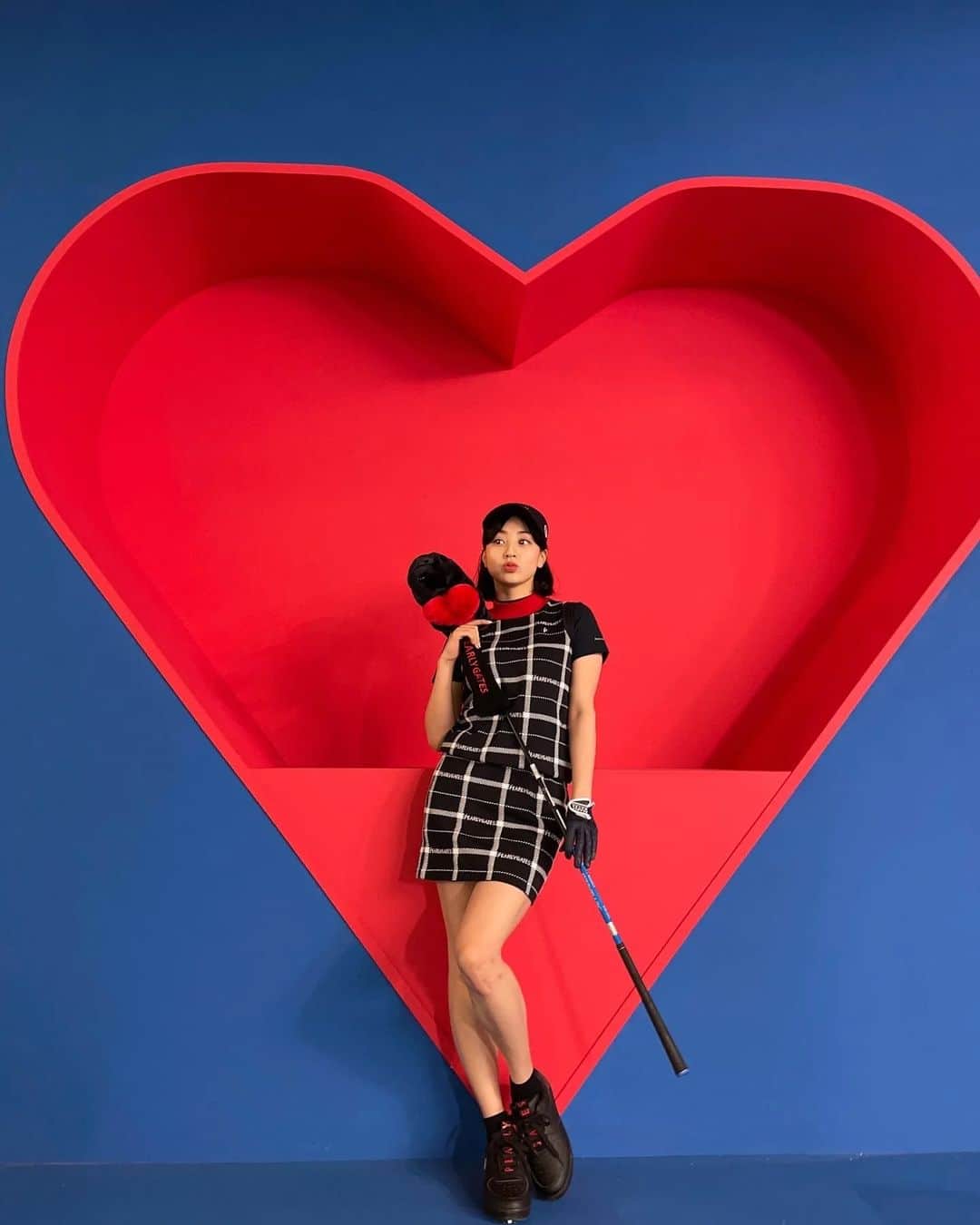 TWICEさんのインスタグラム写真 - (TWICEInstagram)「pearlygates⛳️❤️」3月5日 19時39分 - twicetagram