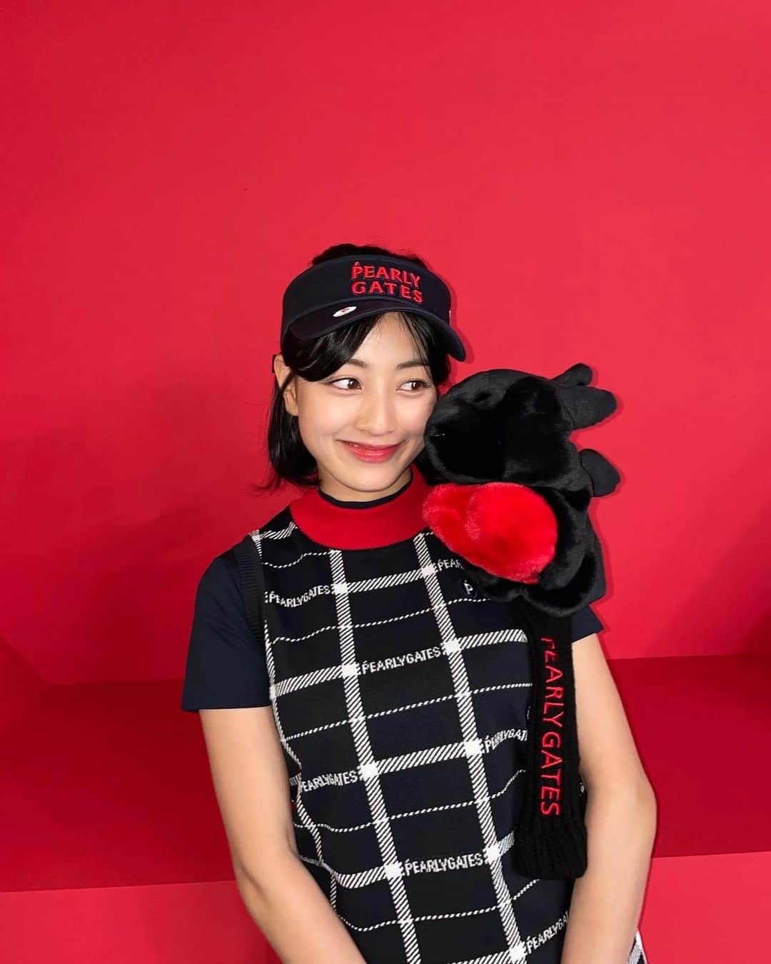 TWICEさんのインスタグラム写真 - (TWICEInstagram)「pearlygates⛳️❤️」3月5日 19時39分 - twicetagram