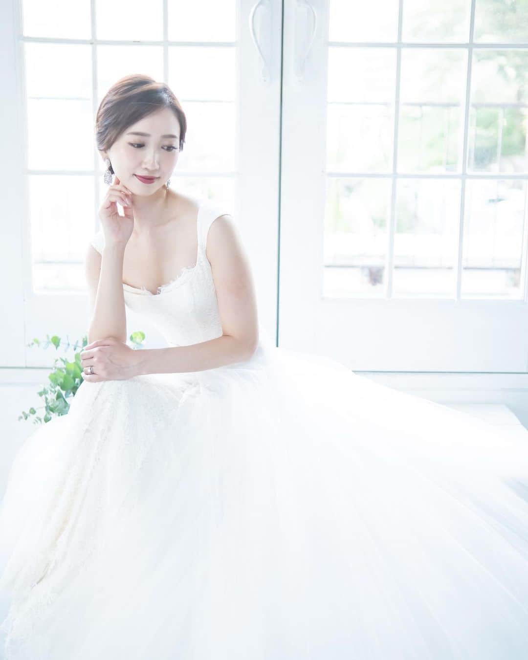 曲渕伊代さんのインスタグラム写真 - (曲渕伊代Instagram)「韓国スタイル🇰🇷 ドレスがふわっふわでお姫様気分👸🏰」3月5日 21時14分 - iyo_m2f