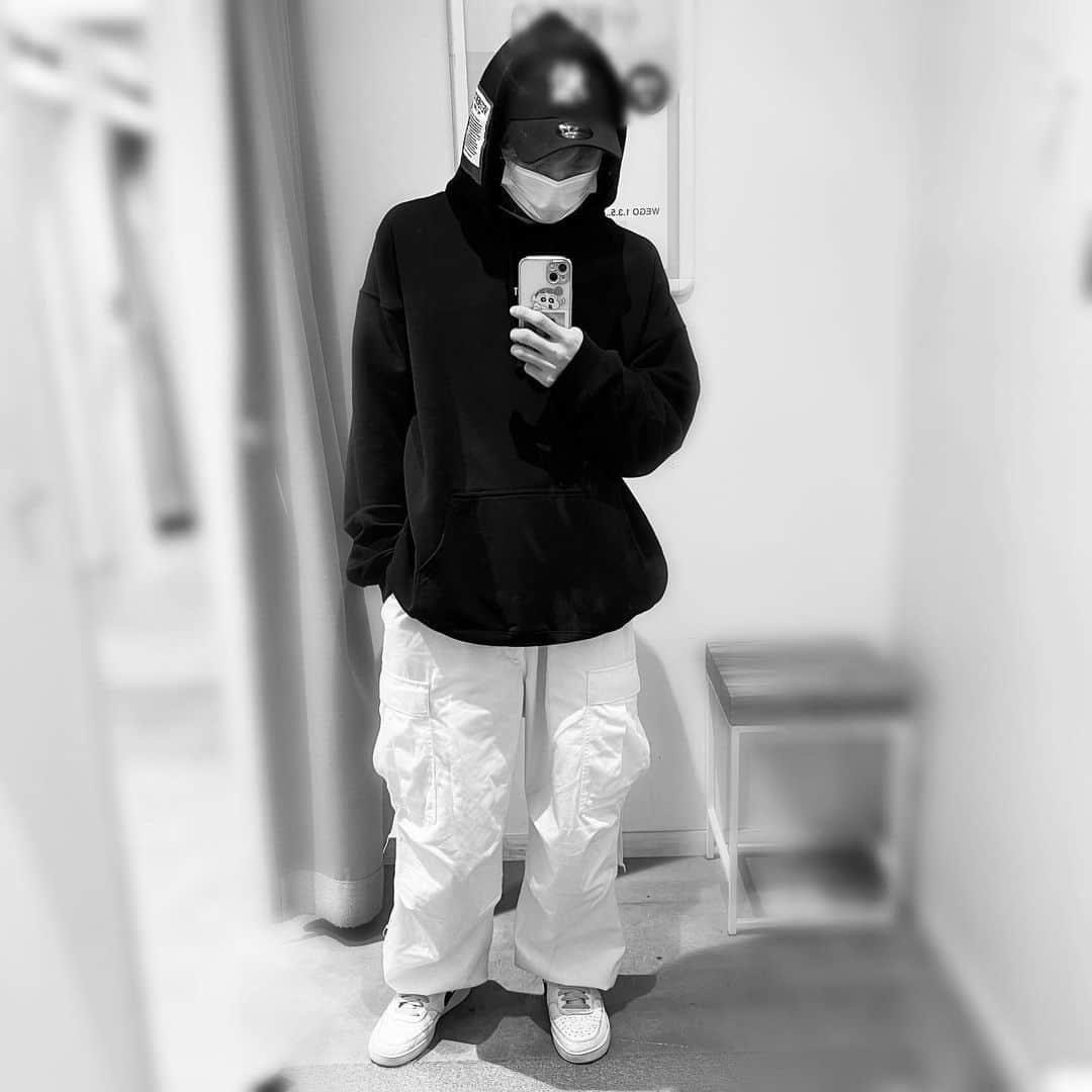 鵜澤千尋さんのインスタグラム写真 - (鵜澤千尋Instagram)「𝑆𝑡𝑟𝑒𝑒𝑡𝑐𝑜𝑑𝑒 ・ ・ ・ ・ ・ストリートってこゆこと❓❓」3月7日 19時20分 - chihi.0724