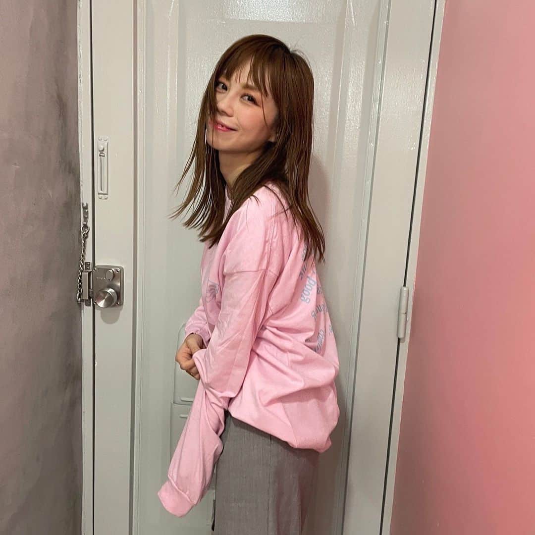 澤辺美香さんのインスタグラム写真 - (澤辺美香Instagram)「@emimimuuu  の作ったTシャツのピンク♡」3月8日 16時41分 - mikasawabe