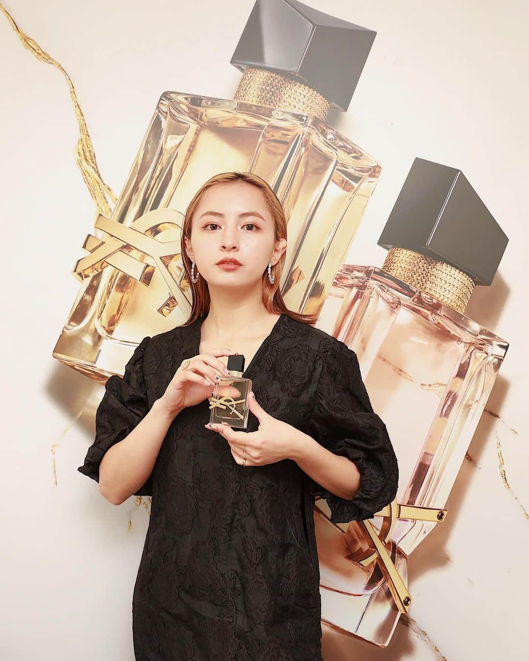 Julia Castroさんのインスタグラム写真 - (Julia CastroInstagram)「YSL BEAUTYの「自由」という名のフレグランス”LIBRE(リブレ)”の EXCLUSIVE SALONにご招待いただき、行ってきました💐  私は出かけにも、お家時間のリラックスタイムにも合う、リブレ オーデトワレを選びました🤍 上品でとっても良い香りなの😳 ヘアミストも使うのが楽しみ♡ . @yslbeauty  #リブレ #LIBRE」3月9日 21時37分 - julia.c.0209