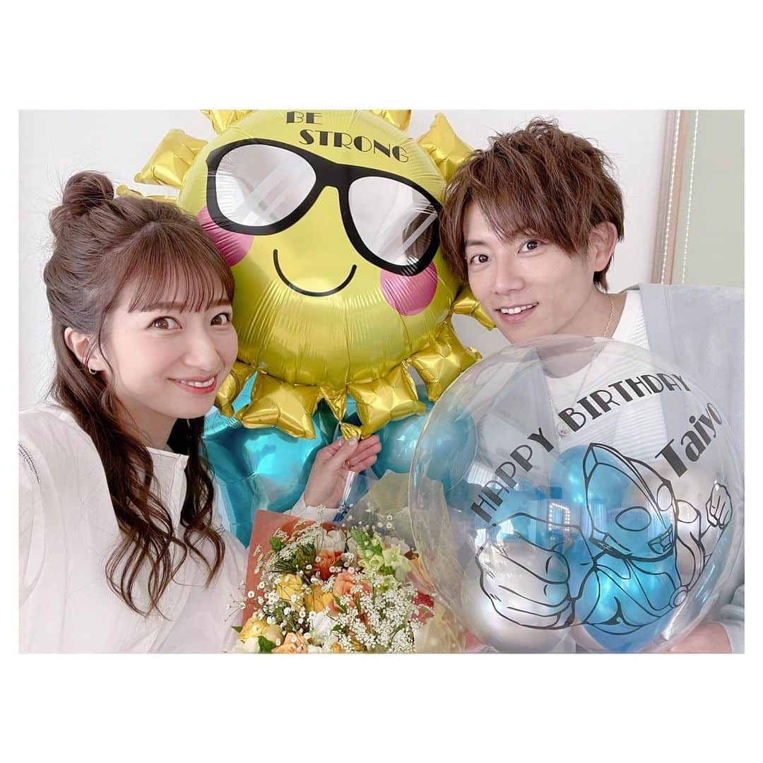 辻希美さんのインスタグラム写真 - (辻希美Instagram)「今日はたぁくんのお誕生日です🎂💕💕✨✨ 夫婦での現場なので、みんなでお祝いしました❤️✨✨  たぁくん✨ ４１歳おめでとう🎂💕💕」3月10日 13時11分 - tsujinozomi_official