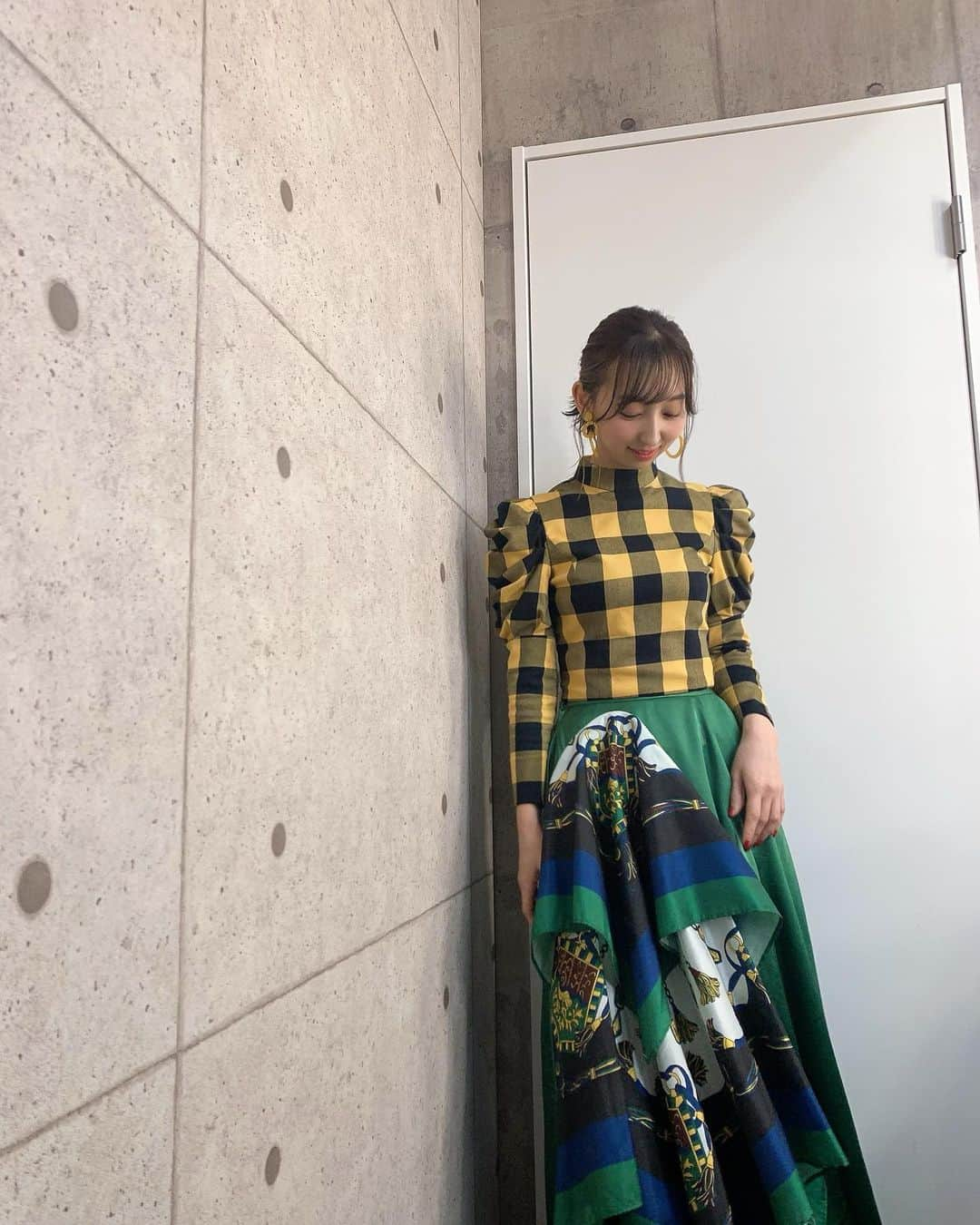 飯田里穂さんのインスタグラム写真 - (飯田里穂Instagram)「🧀🧃  #千葉テレビ#ドルアニシリーズ2 #ぼくらはゆかいな仲間たち  hair make @ayasumimoto 🏕」3月11日 18時35分 - rippi_ii