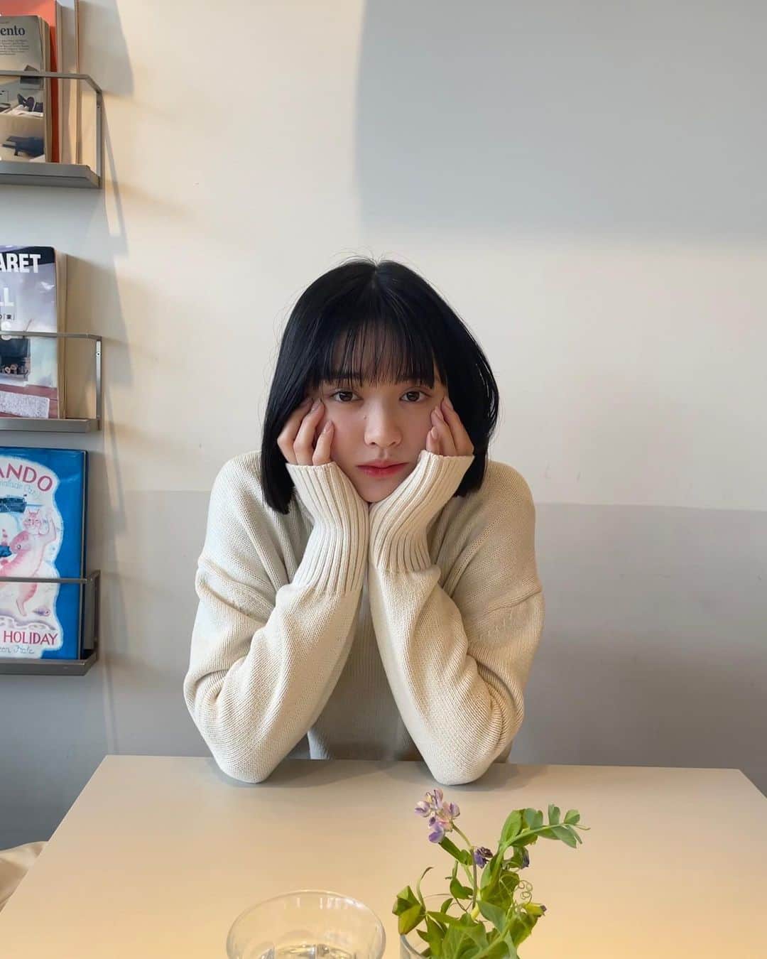 鎮西寿々歌さんのインスタグラム写真 - (鎮西寿々歌Instagram)「〜考えてる風味〜  いま、みんな何考えてる？」3月13日 19時18分 - tarasuzuka24