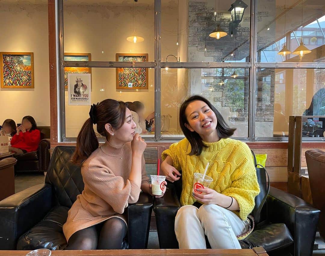 白戸ゆめのさんのインスタグラム写真 - (白戸ゆめのInstagram)「👯‍♀️ . 信長さんのコーデコンセプト 「黄色づくめで幸せハッピーオーラ全開🌼」 ※白戸命名です . 信長さんと会うと 陽のオーラが補給される😆💛 いつもありがとうございます🎶 . 次は秋田行きますね👟待っててください〜！ . #信長ゆかり #大好きな先輩 #いつも思考ボコボコにされる笑 #でもおかげで間違った道進んでいないです #感謝」3月13日 19時50分 - yumeno.s_