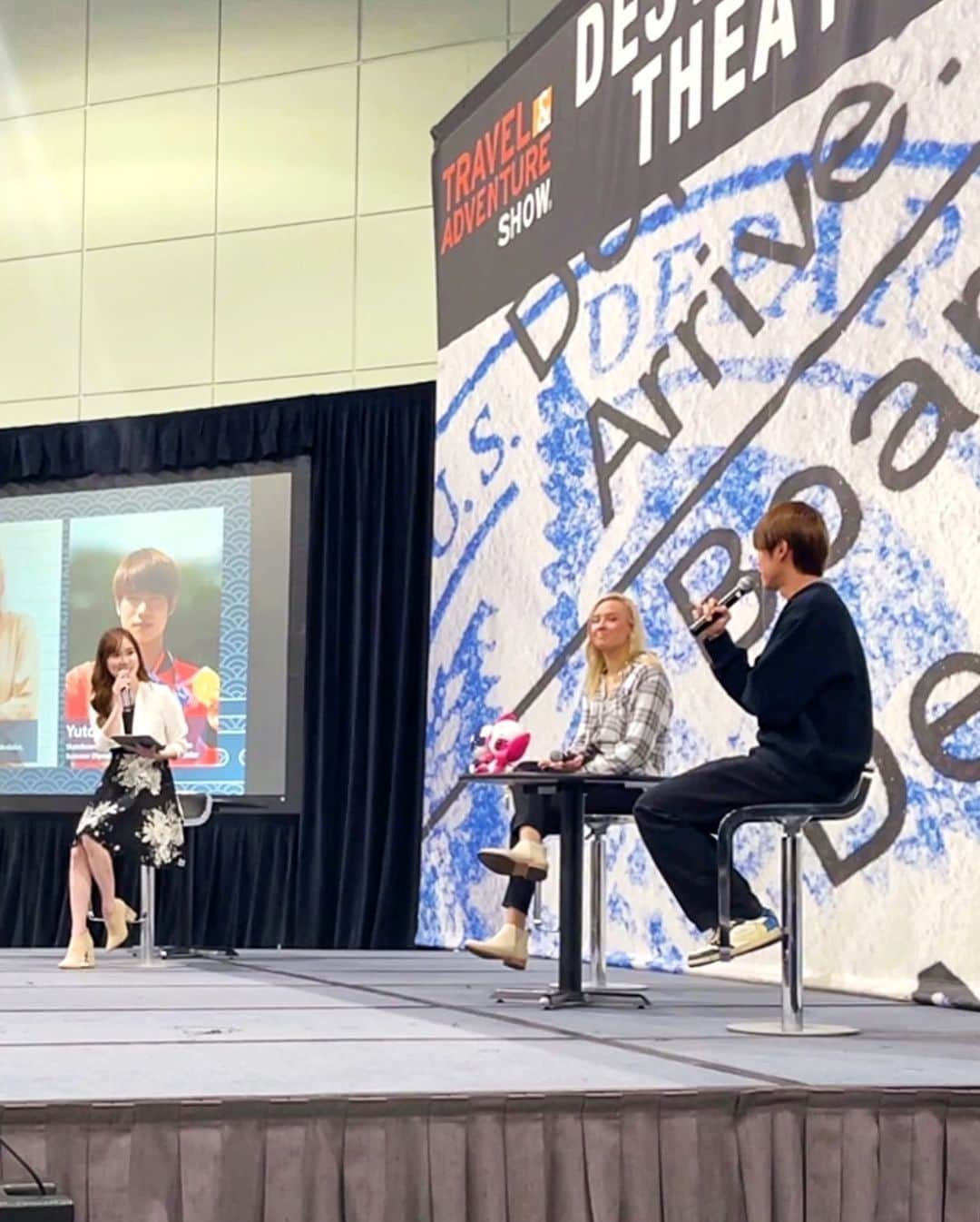 メロディー・モリタさんのインスタグラム写真 - (メロディー・モリタInstagram)「With Olympic Gold Medalist Yuto Horigome (@yutohorigome), and Paralympic Gold Medalist Jessica Long (@jessicatatianalong)!🥇✨   Had the honor of being the bilingual host/interviewer for a stage held by the Government of Japan😊🎤 Both Jessica and Yuto were so down to earth, and it was a pleasure discussing the initiatives & legacies that emerged from Tokyo 2020 through their experiences and perspective!  The Tokyo 2020 Olympic and Paralympic Games created a variety of achievements that we can be proud of for future generations. Looking forward to its further expansion as well as the continued success of these inspiring athletes!  オリンピック金メダリストの堀米雄斗選手と、パラリンピック金メダリストのジェシカ・ロング選手と！🥇  LAのコンベンションセンターで行われたイベントで、日本政府が主催したステージのMCと日英両語インタビューを務めさせて頂きました🎤 とても気さくで笑顔が素敵なお二人に、東京2020での今まで語ったことがなかった経験、おもしろエピソード、日本の魅力などについてたくさんシェアして頂きました☺️✨  東京2020オリンピック・パラリンピックの開催を契機に、日本文化の発信を含め、次世代に誇れるさまざまな成果が創出されました。今後もどんどん広がっていく日本を世界に知ってもらう活動に期待と、オリンピック＆パラリンピックに参加された選手たちの益々のご活躍が楽しみです！🔥  #TOKYO2020 #堀米雄斗 選手 #ジェシカロング 選手」3月14日 9時38分 - melodeemorita