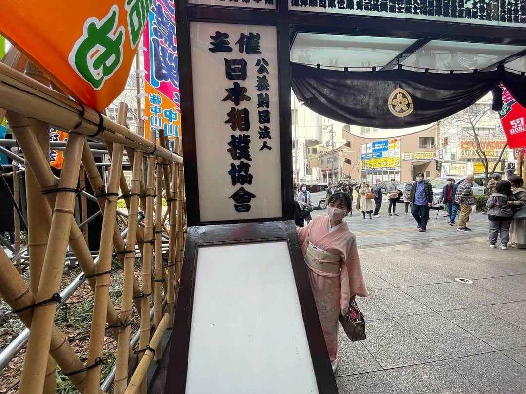 日本相撲協会さんのインスタグラム写真 - (日本相撲協会Instagram)「〈大相撲 大阪場所〉 入場口エリアの雰囲気を少しでも届けたい。 最後の一枚は、席全体です。  #大相撲 #大阪場所 #三月場所 #相撲 #力士 #お相撲さん #sumo」3月14日 11時53分 - sumokyokai