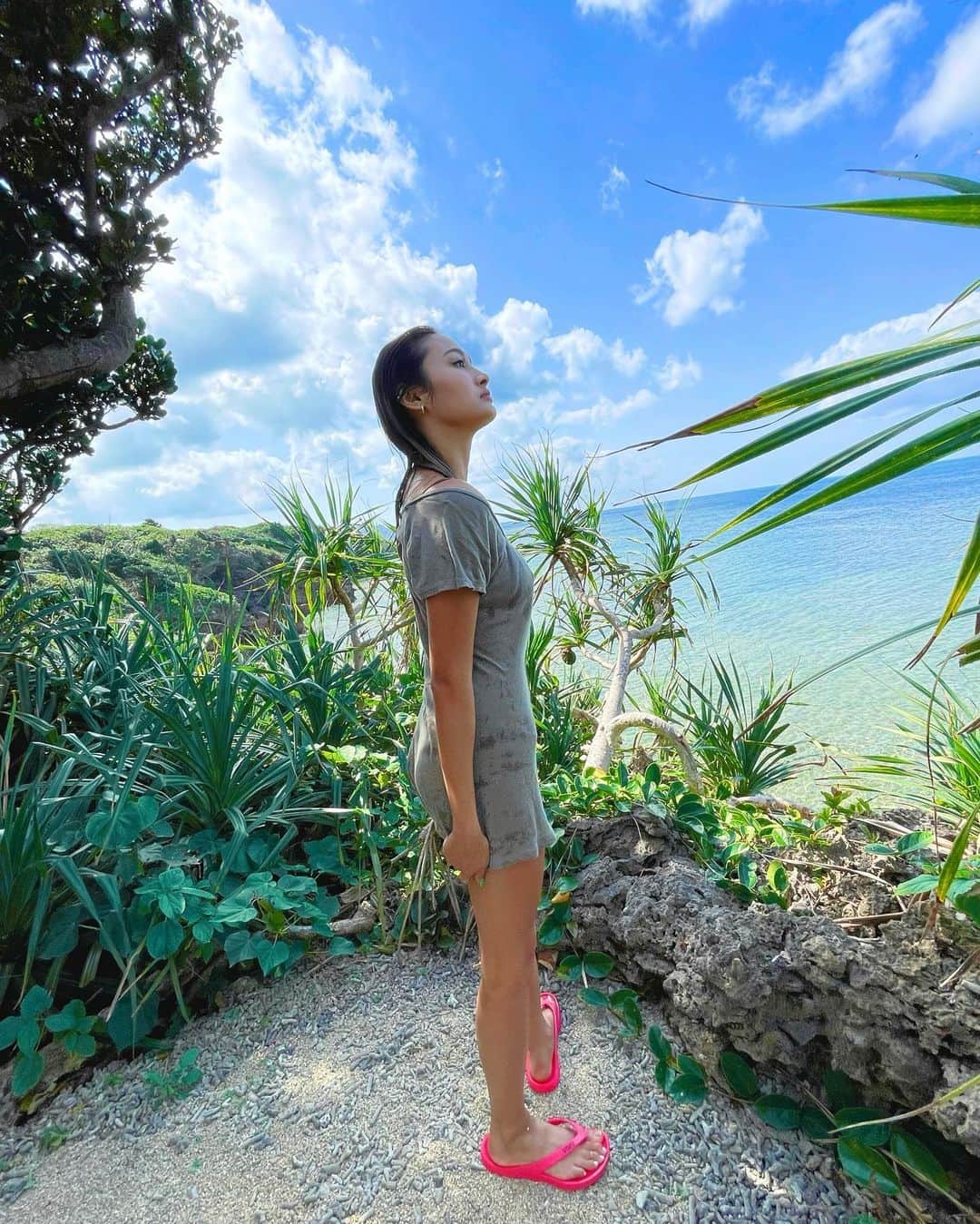 香川沙耶さんのインスタグラム写真 - (香川沙耶Instagram)「お部屋プール、プライベートビーチまで動物がいっぱいすてきなジャングルに景色が最高の離れのテラス🏖🌙🌴🦉🌈Thank you @jusandiofficial 🤍」3月14日 15時14分 - saya.kagawa