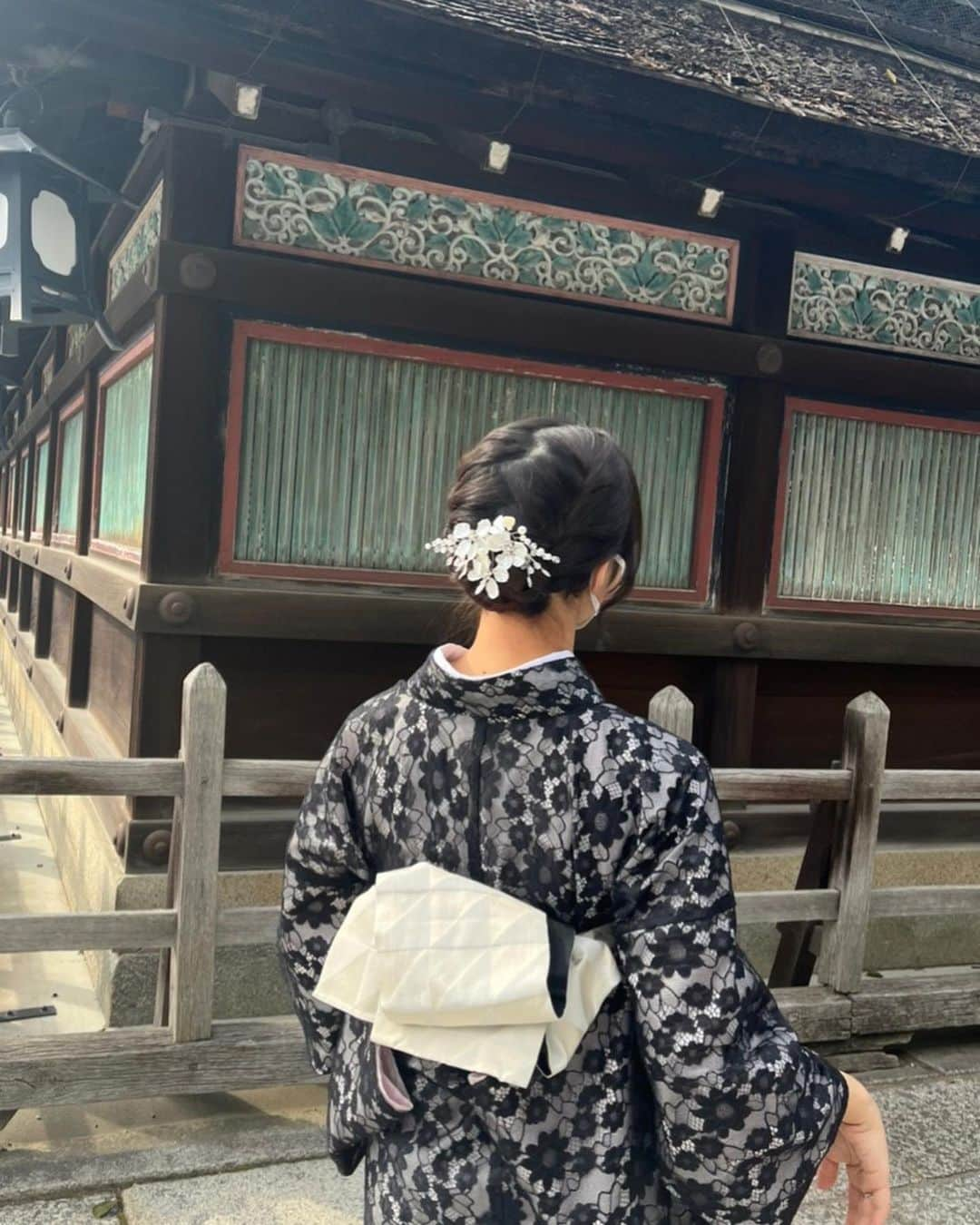 川畑綾理さんのインスタグラム写真 - (川畑綾理Instagram)「👘⛩~ /  #京都 #祇園」3月14日 18時59分 - rougebook_ayari