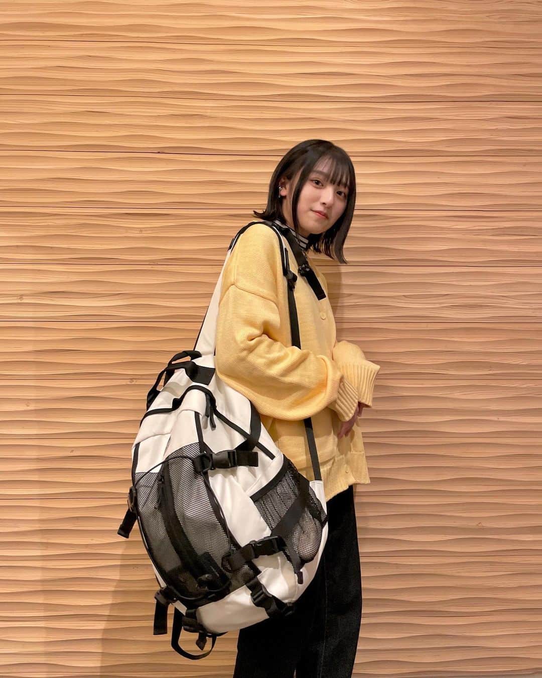 ありささんのインスタグラム写真 - (ありさInstagram)「春っぽいカラーのニットカーディガン！！ ・ ・ ・ 【多彩なカラーの夢を語るコンテンポラリーK-Fashionブランド。デイライフ。】   #デイライフ  #daylife  #jkブランド  #韓国通販  #韓国服通販 #ニットカーディガン  #アウター  #アウターコーデ #pr」3月14日 19時22分 - ari_arisa528