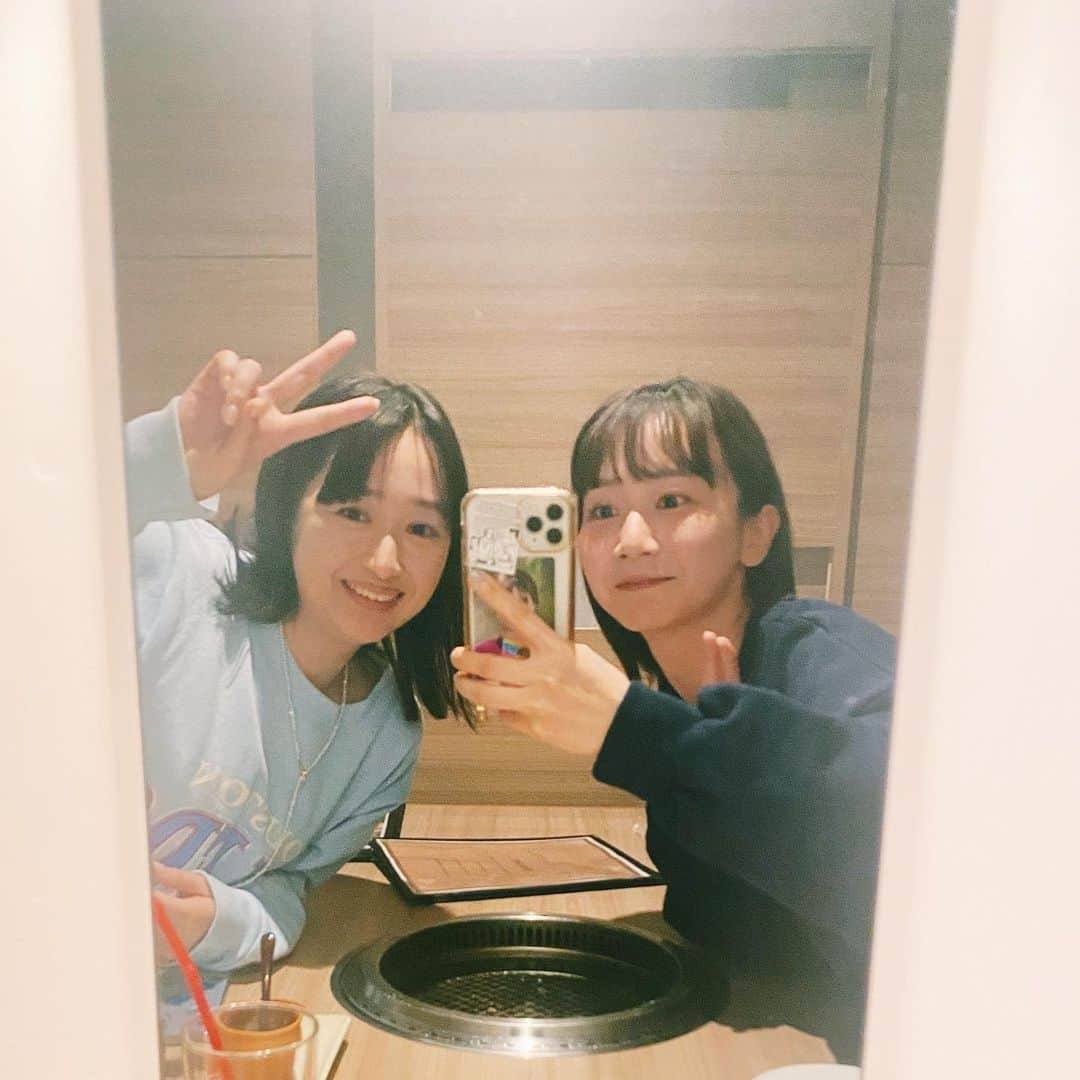 三戸なつめさんのインスタグラム写真 - (三戸なつめInstagram)「32歳おめでとうわたし達会🥂 出会って9年、来年で10周年。 末永くよろぴこ🏋️‍♀️💕 #2月に生まれし女人 #午年 #mito_natsume」3月16日 10時28分 - mito_natsume