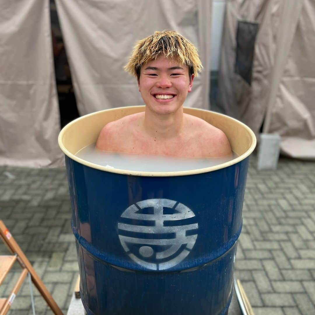 那須川天心さんのインスタグラム写真 - (那須川天心Instagram)「↪️🥊💨➡️🧖‍♀️♨️↩️」3月16日 16時58分 - tenshin.nasukawa