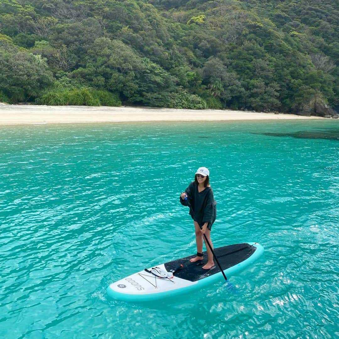 田中律子さんのインスタグラム写真 - (田中律子Instagram)「奄美大島🌴🌈🌞なんだか海外に来たんか⁉️ってくらいステキなスポットがたくさんあるー🤩  癒しの時間✨  HOTEL THE SCENE @the_scene_wellnessresort   #奄美大島 #癒しの時間 #beautiful  #beach」3月16日 21時55分 - ri2kotanaka