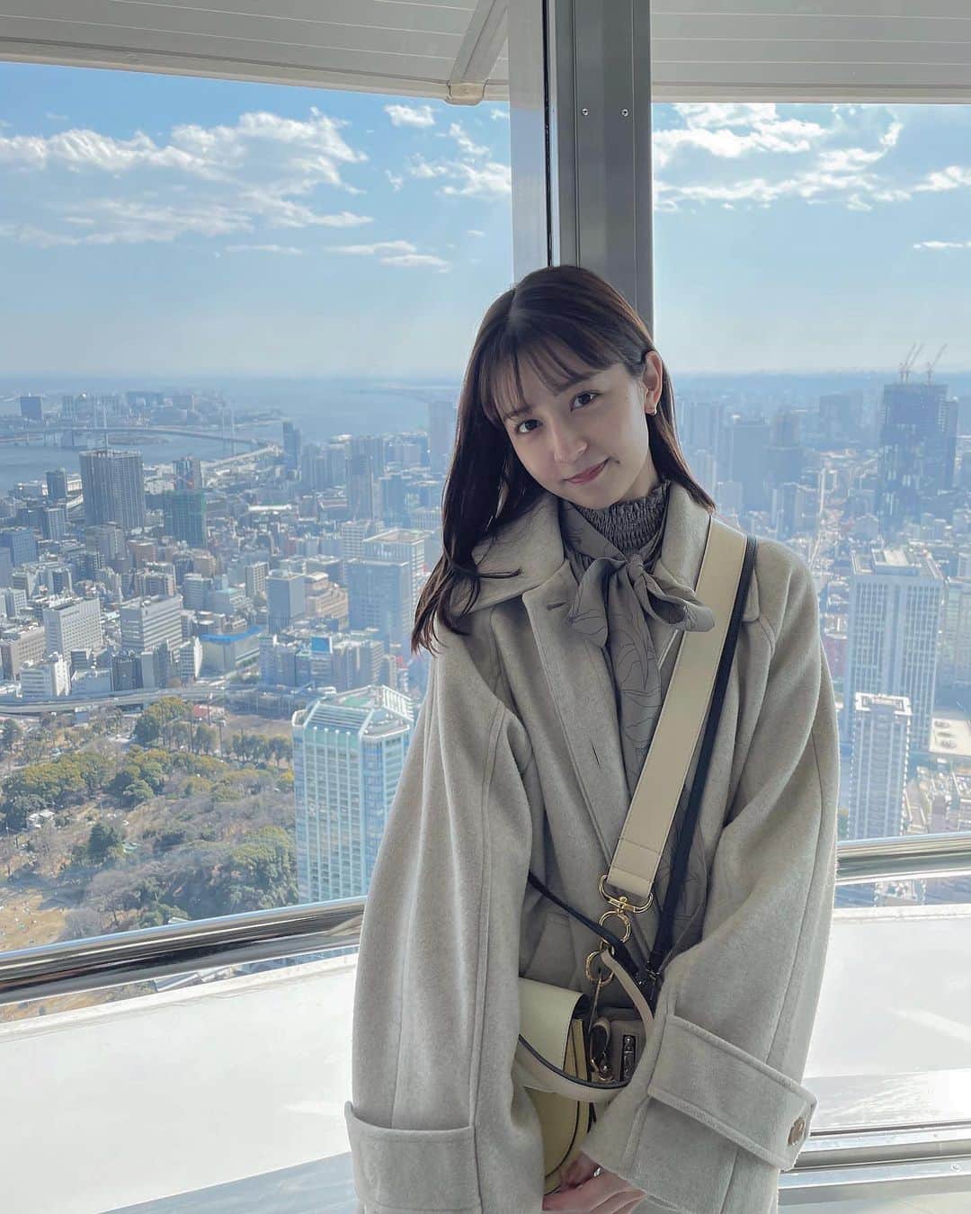 瑞季さんのインスタグラム写真 - (瑞季Instagram)「.  最近はポカポカな日が続いていて 気持ちも明るくなる気がします🌞  ただ花粉だけには どうにも勝てないみたい。 (毎年言ってる)  #初めての #東京タワー #🗼 　　 　　 📸撮影時のみマスク外しています」3月16日 21時59分 - mizuki227_official