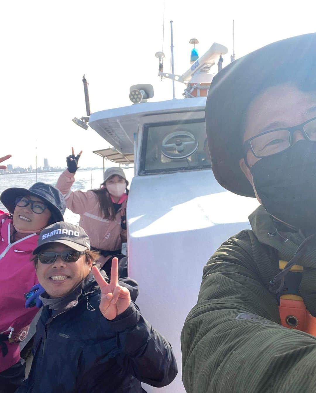 片原恵麻さんのインスタグラム写真 - (片原恵麻Instagram)「虎ノ介さんで初めての大阪湾、初めてのカットウ🐡  船に乗る前から既に面白くて笑いが止まらなくて。  こんな素敵な方達に出会わせてくれた忍姉さんと釣りに感謝です🥲  釣りって楽しいなぁって心底思ったし、釣り好きだなぁって改めて感じました  みなさんありがとうございました！ そして船長さん、同船した方々、ありがとうございました🚢」3月17日 19時20分 - emma_katahara