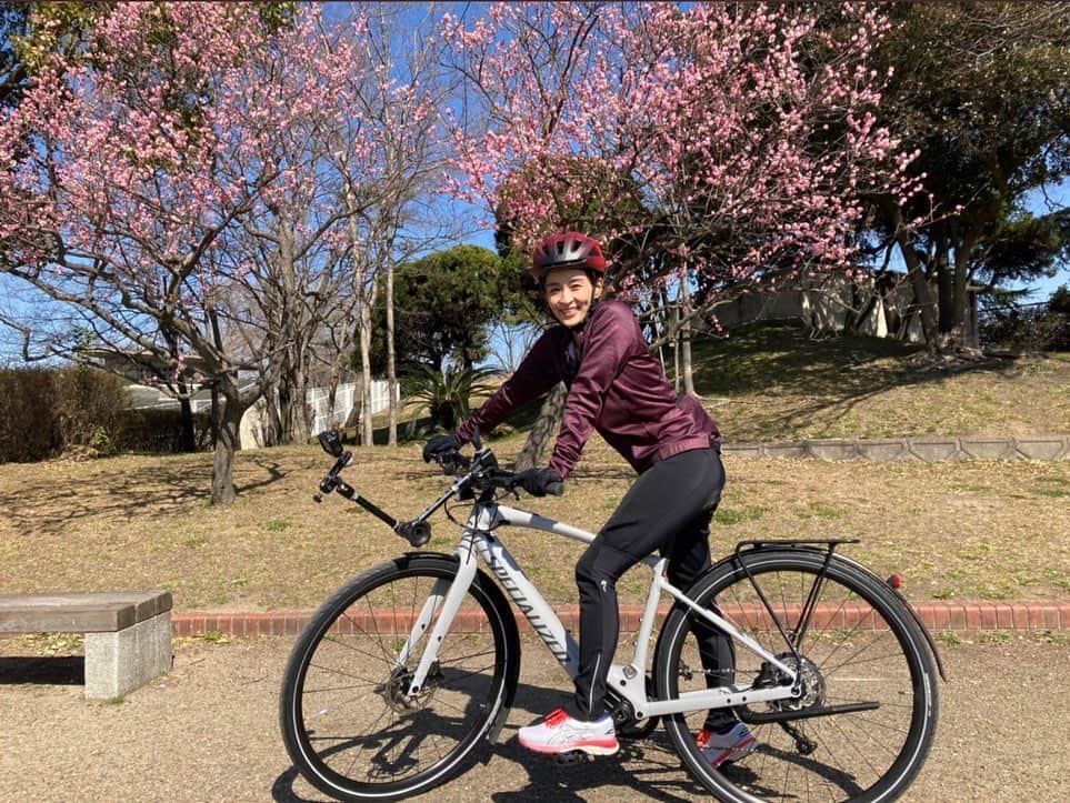 田中理恵さんのインスタグラム写真 - (田中理恵Instagram)「テレビ大阪 「チャリキシャ！」  3月20日お昼11:55~ 自転車に跨り関西の魅力を発信する自転車記者ならぬ"チャリキシャ"を務めさせていただきました！ TVerでも観られます！ ぜひご覧下さい！  #チャリキシャ」3月17日 22時34分 - riiiiiie611