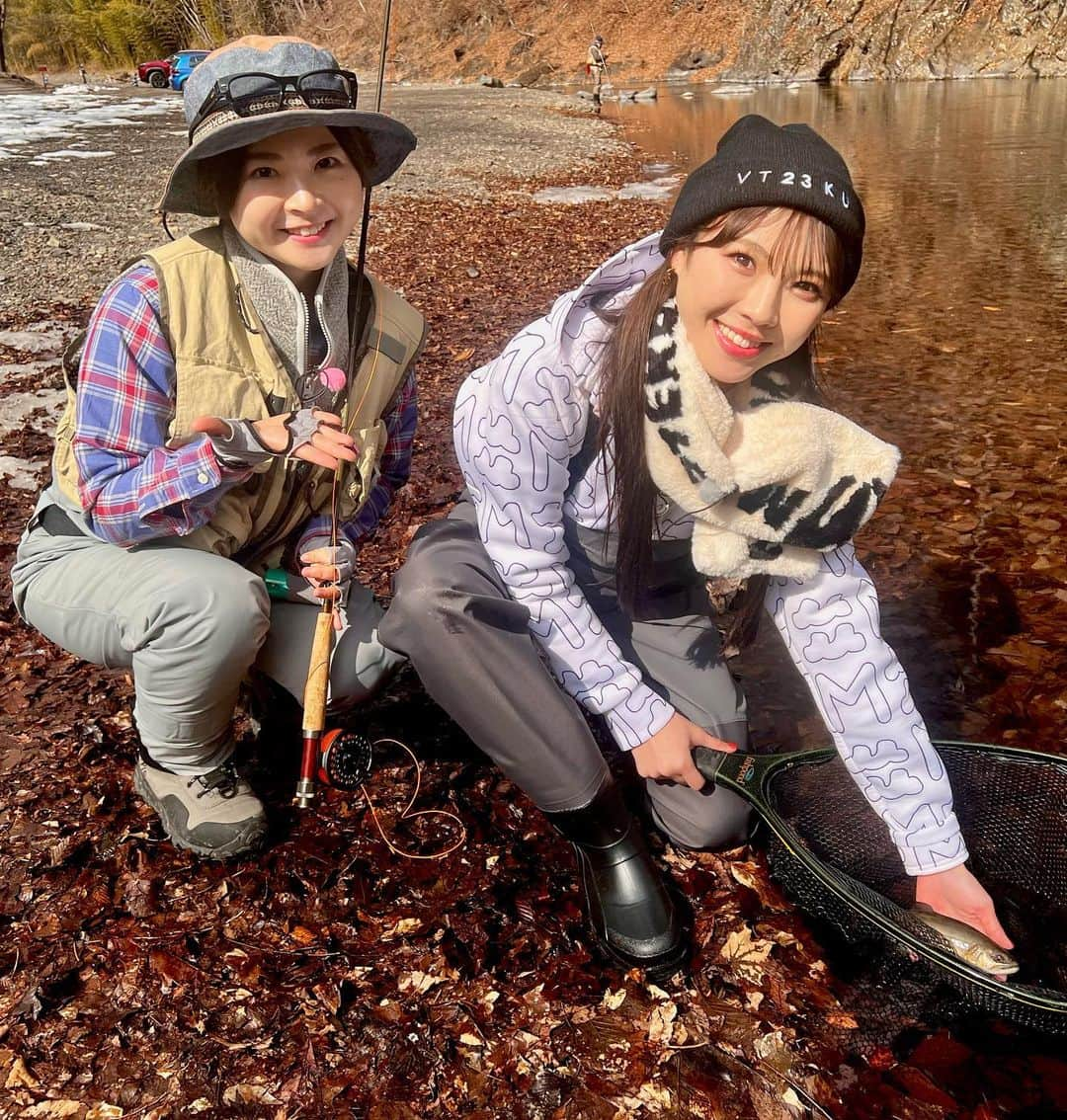 宮田亜夢さんのインスタグラム写真 - (宮田亜夢Instagram)「ただただ楽しかったフライフィッシング🌸  釣りビジョン３月20日放送〜 @fishingvision   ⁡ #上野村 #群馬県 #フライフィッシング #渓流 #ヤマメ #flyfishing  #釣り #fishing #masterbunny」3月18日 19時01分 - ayu_9992_