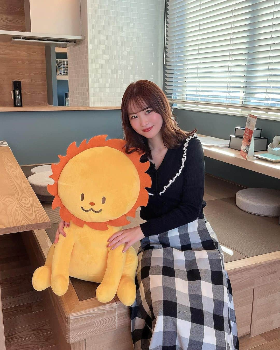 清里千聖さんのインスタグラム写真 - (清里千聖Instagram)「. #🏠 今回はあったかハイムでお馴染みの セキスイハイム中部さんへ😌💕 #太陽光パネル だったり #全館空調 など理想の快適なモデルハウスでした👏🏻👏🏻 公式YouTubeアップされました🥺💕💕 #中京テレビハウジング #セキスイハイム中部 #戸建て #🏡」3月18日 20時42分 - chiseikiyosato