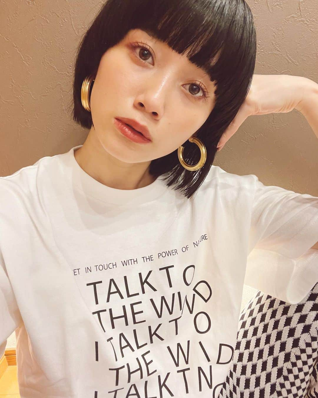 宮城舞さんのインスタグラム写真 - (宮城舞Instagram)「👕✖︎💅 @maisonspecial_women  ✖︎ @threecosmetics」3月19日 15時39分 - mai_miyagi