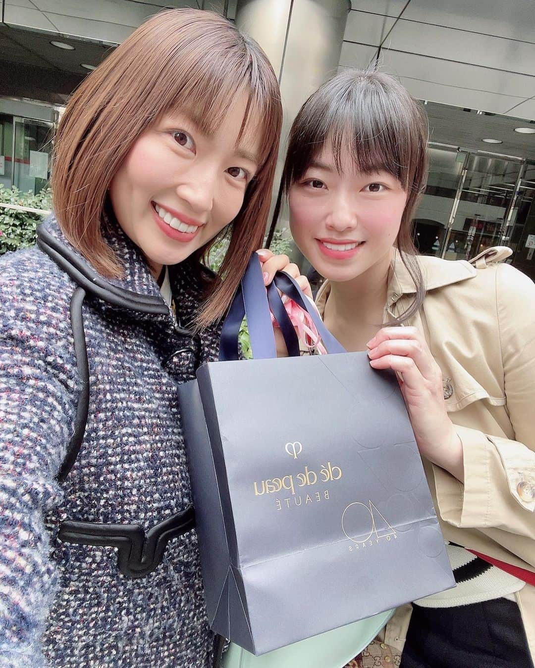 庄司ゆうこさんのインスタグラム写真 - (庄司ゆうこInstagram)「私と誕生日が1日違いの美里ちゃん❤️しかも同じネズミ年🐭ひと回り違うけど🤣笑 26歳おめでとーっ❣️そして美里ちゃんのお祝いする予定が私にもプレートが😭✨ 美里ちゃんはもう少ししたらPSYスクール卒業してインストラクターデビューするので乞うご期待❣️ そして続々とお友達やお世話になっている方にお誕生日＆出産お祝いして頂きました😭✨ 母からの誕生日プレゼントはオリスパ100分コース😭✨ 最高なプレゼント🎁😭✨ ベビー見てもらって思いっきりゆっくり出来癒されました☺️ #お誕生日お祝い#ハッピーバースデー#誕生日#出産祝い#恵比寿ランチ#恵比寿ガーデンプレイス#キンタンステーキ#生後1ヶ月#女の子ママ#男の子ママ#2人育児」3月19日 19時37分 - yuko.shoji