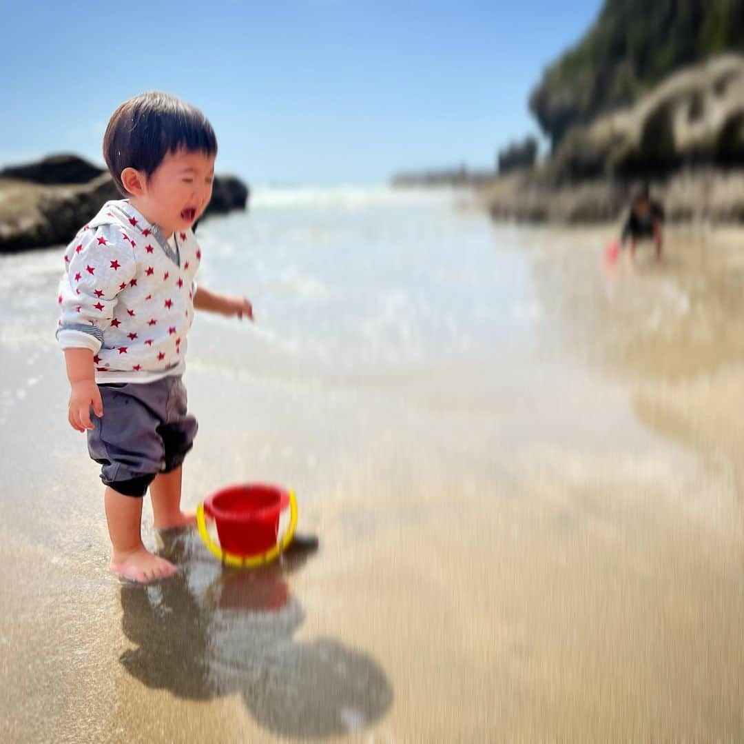 中村獅童さんのインスタグラム写真 - (中村獅童Instagram)「今年初 #海でも歌舞伎 #夏幹が泣いても歌舞伎 #夏幹 #陽喜」3月20日 11時44分 - shido_nakamura