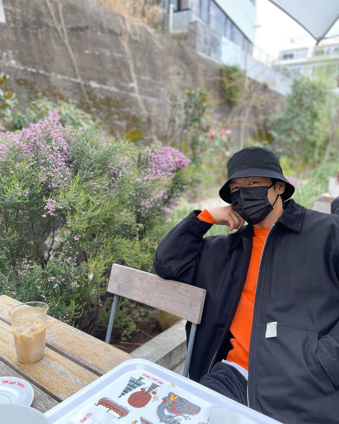 松本利夫さんのインスタグラム写真 - (松本利夫Instagram)「昼飯を食べてる時に 息子が写真撮ってくれた(^^)  「イケメンに撮ったよ！」 だって...  なんていい子なんだ🥹」3月20日 14時42分 - exile_matsu